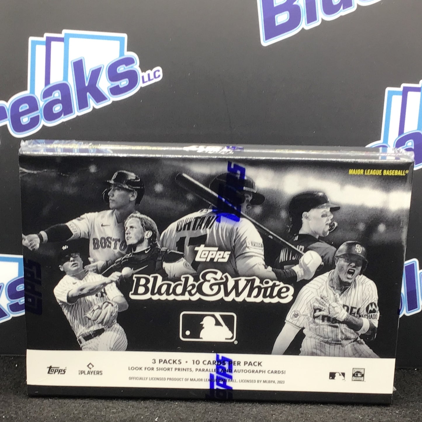 Topps Black & White