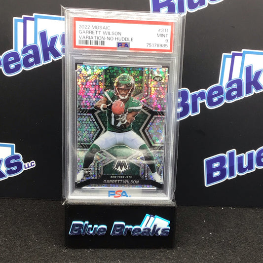 2022 Panini Mosaic No Huddle Garrett Wilson #311 PSA 9 Jets