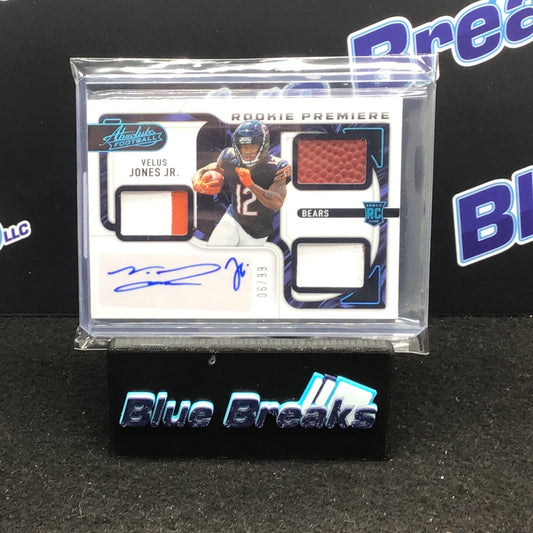 2022 Panini Absolute Rookie Premiere Velus Jones Jr triple relic auto 06/99 #230 Bears