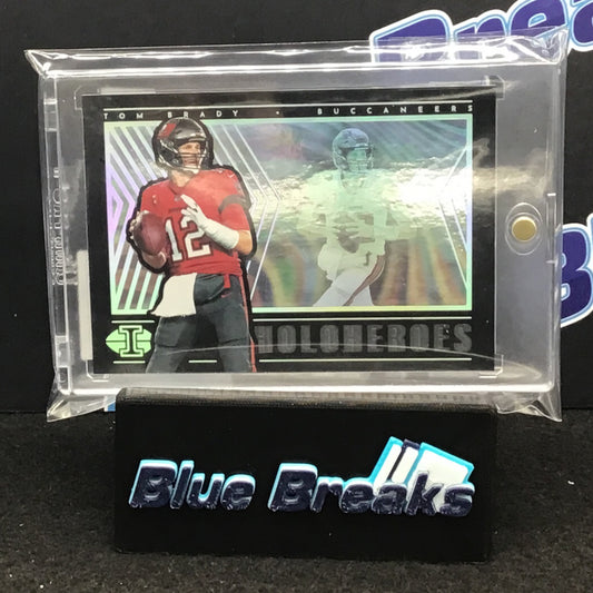 2022 Panini Illusions - Tom Brady - Holoheroes - Case Hit - Tampa Bay Buccaneers