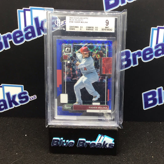 2022 Donruss Optic blue verlocity Yadier Molina  #166 BGS 9 Cardinals